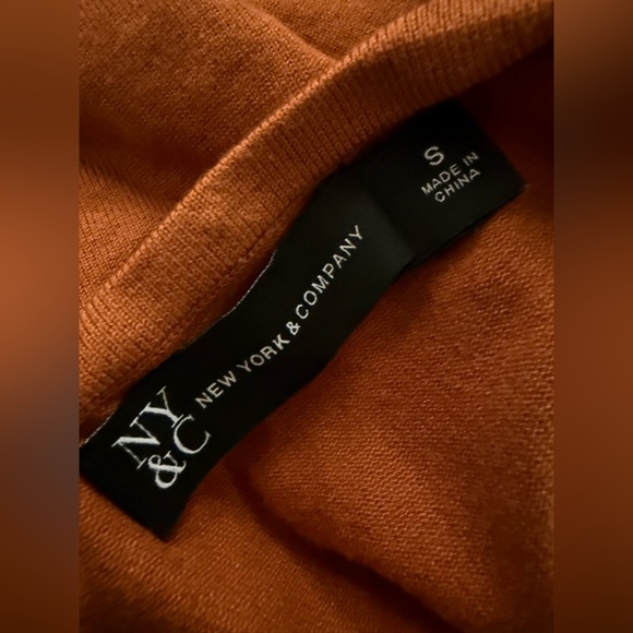 Y2K embellished halter top - Picture 5 of 5